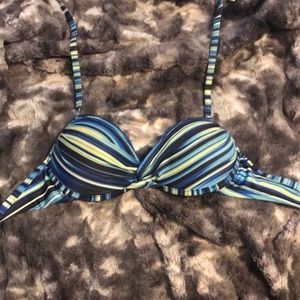 Ana push-up swimsuit top - TAKING OFFERS